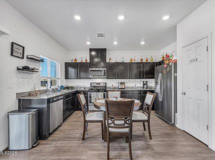 9809 Fishermans Reef Court, Reno, NV 89506 Photo