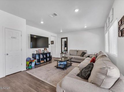 9809 Fishermans Reef Court, Reno, NV 89506 Photo