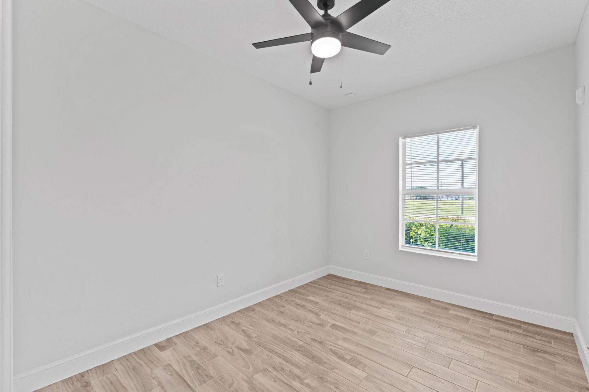 56 W 12th Street, Unit A, Riviera Beach, FL 33404 Photo