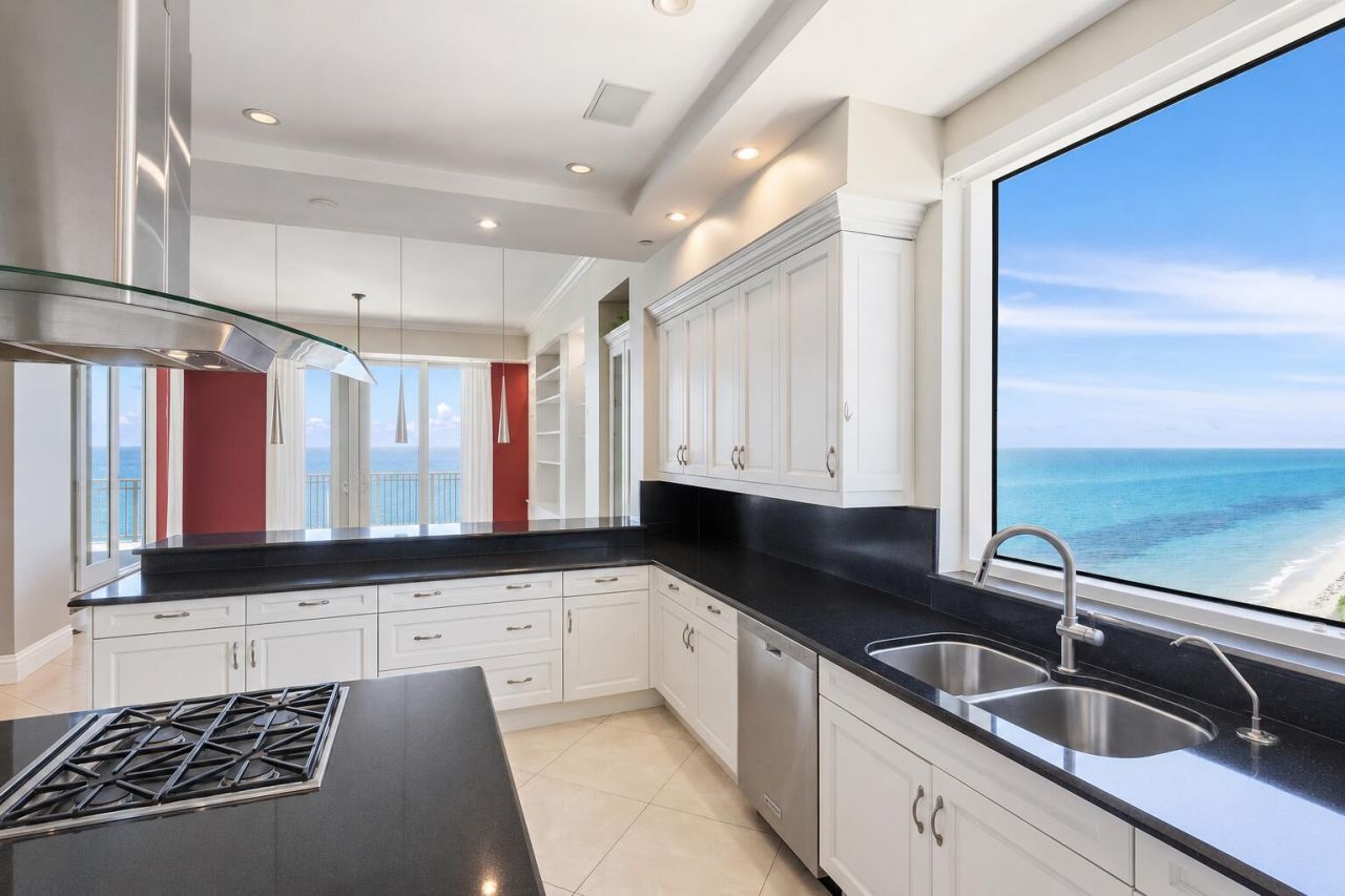 5310 N Ocean Drive, Unit 801 , Singer Island, FL 33404 Photo