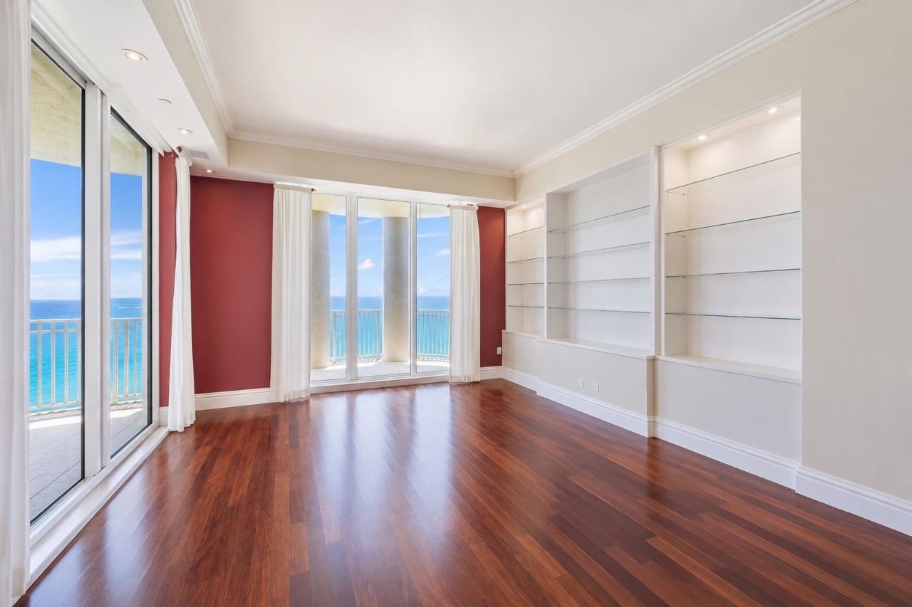 5310 N Ocean Drive, Unit 801 , Singer Island, FL 33404 Photo