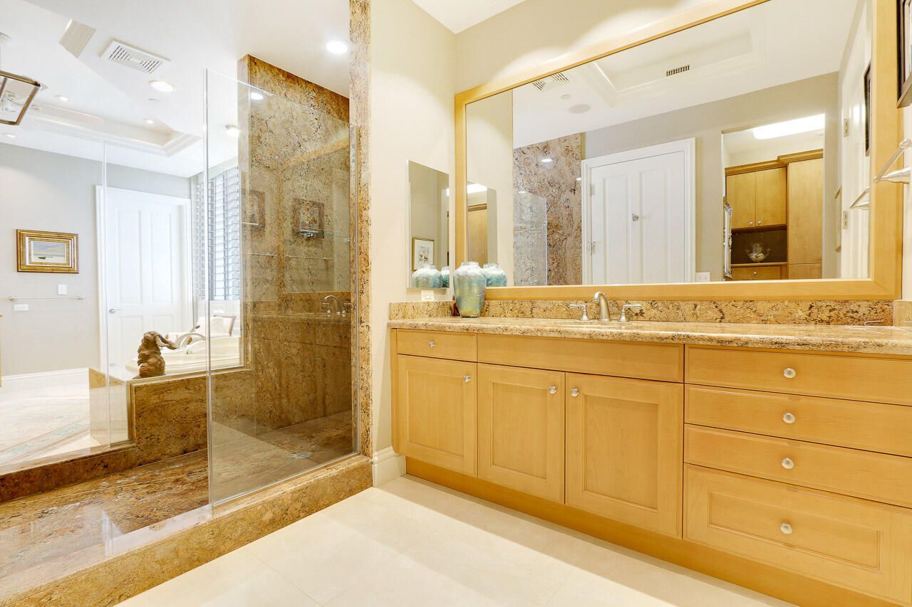 5310 N Ocean Drive, Unit 801 , Singer Island, FL 33404 Photo