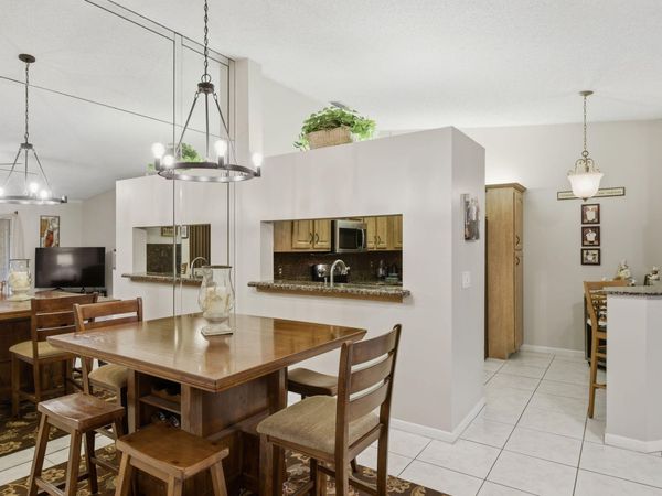 13811 Oneida Drive, Unit F2, Delray Beach, FL 33446