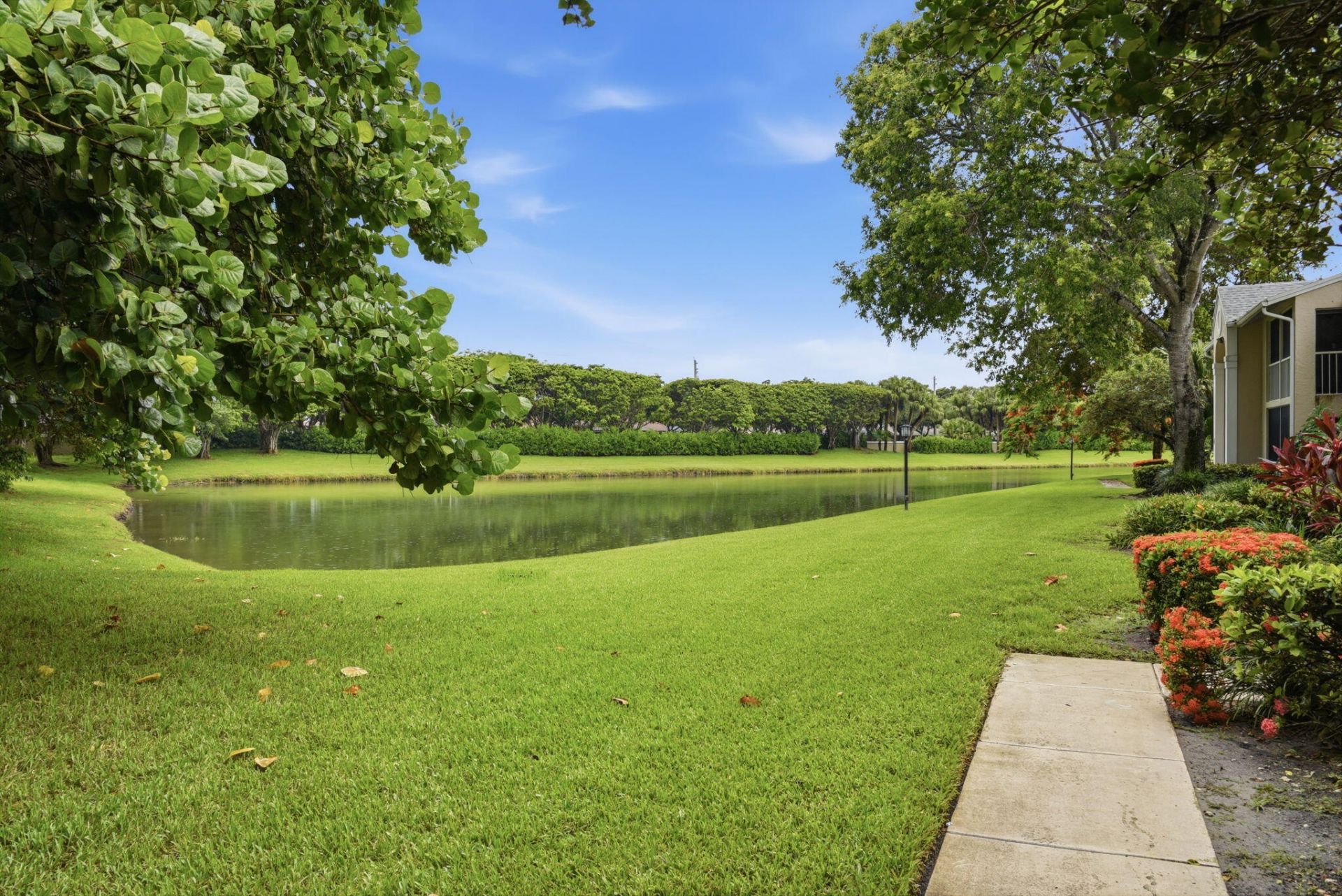 13811 Oneida Drive, Unit F2, Delray Beach, FL 33446 Photo