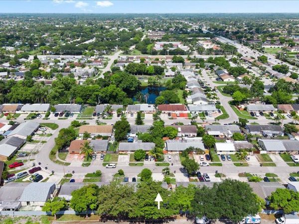 1830 Keenland Circle, West Palm Beach, FL 33415