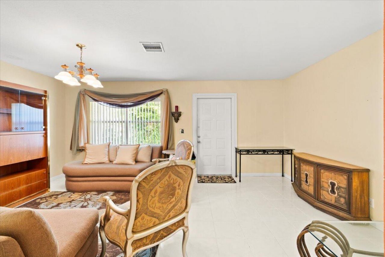 1830 Keenland Circle, West Palm Beach, FL 33415 Photo