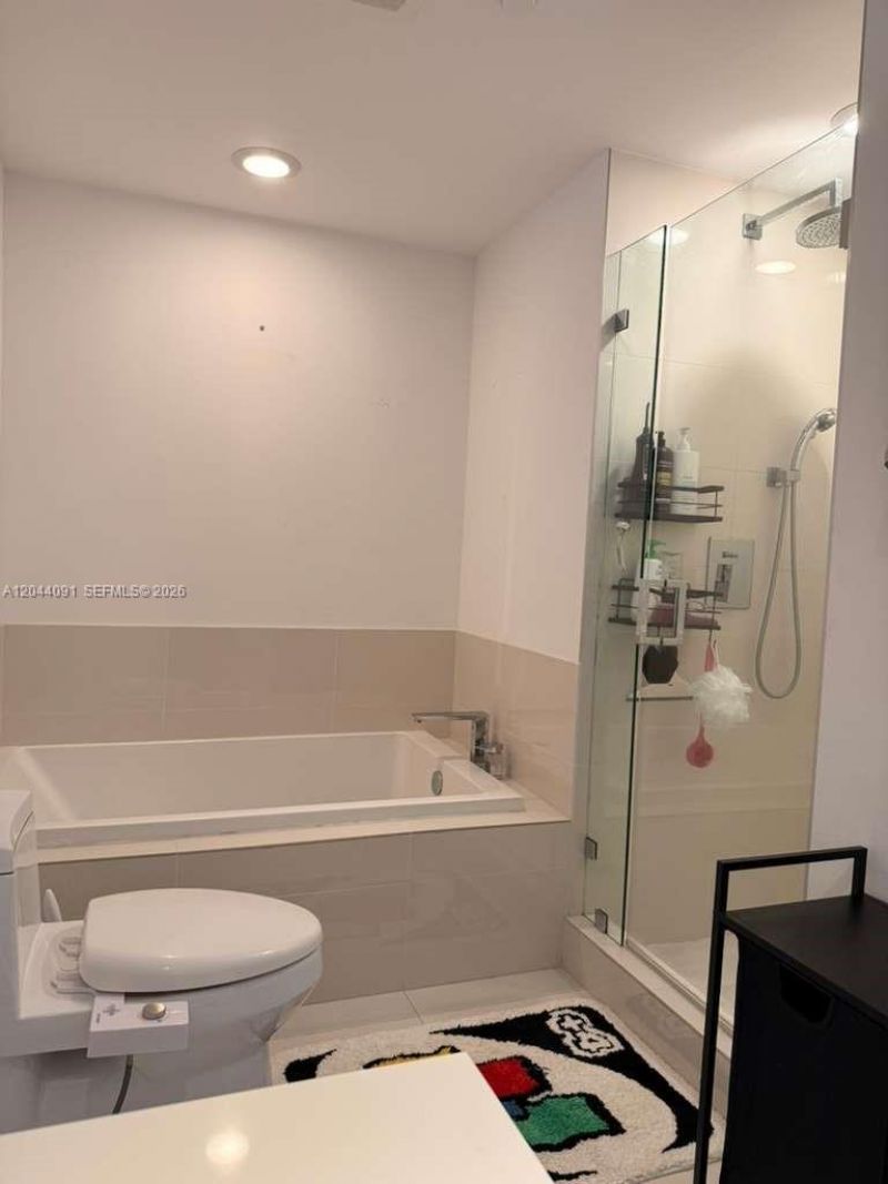 55 SW 9th St , Unit 2208, Miami, FL 33130 Photo
