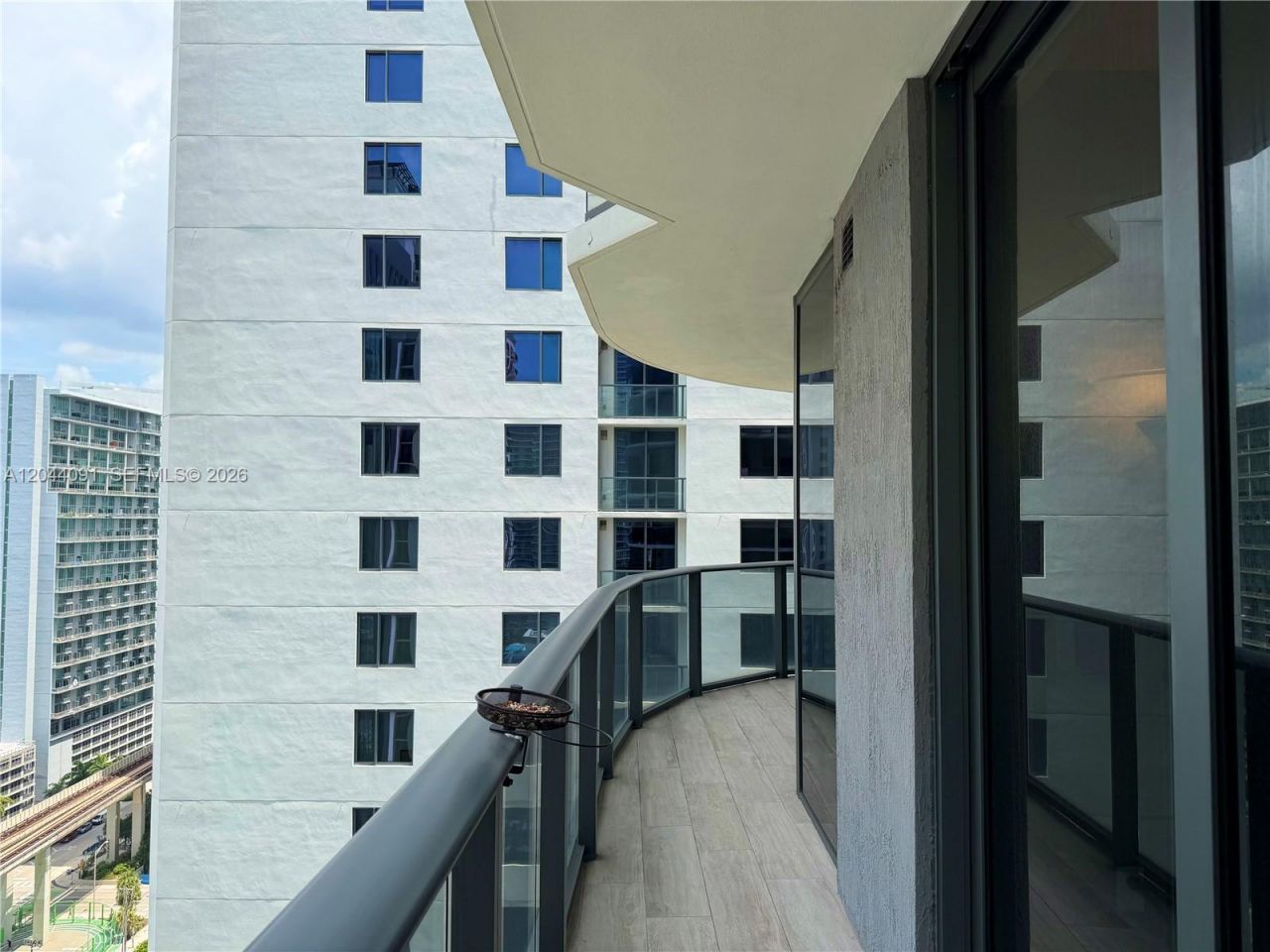 55 SW 9th St , Unit 2208, Miami, FL 33130 Photo
