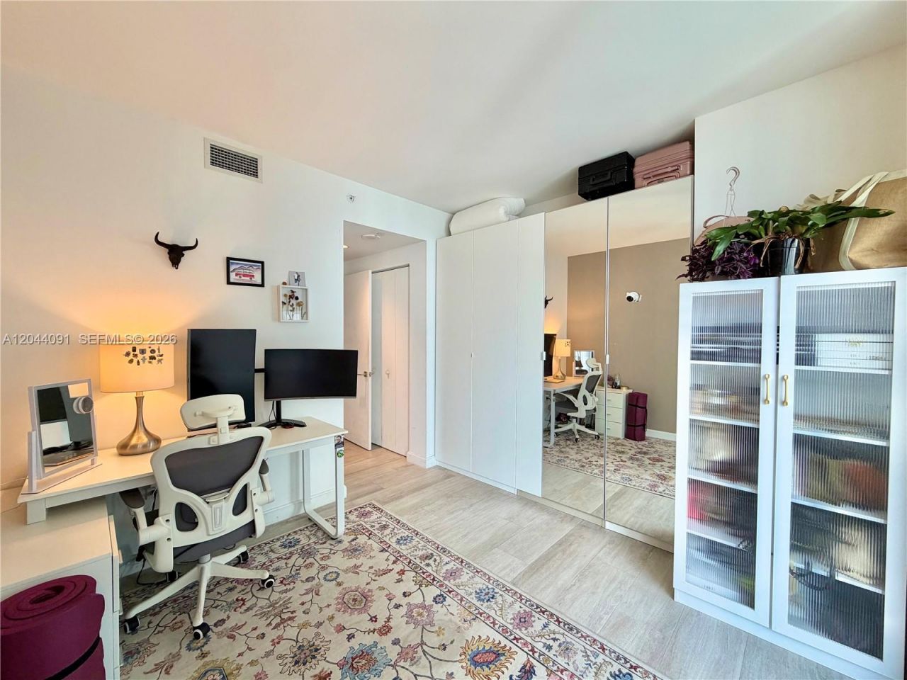 55 SW 9th St , Unit 2208, Miami, FL 33130 Photo
