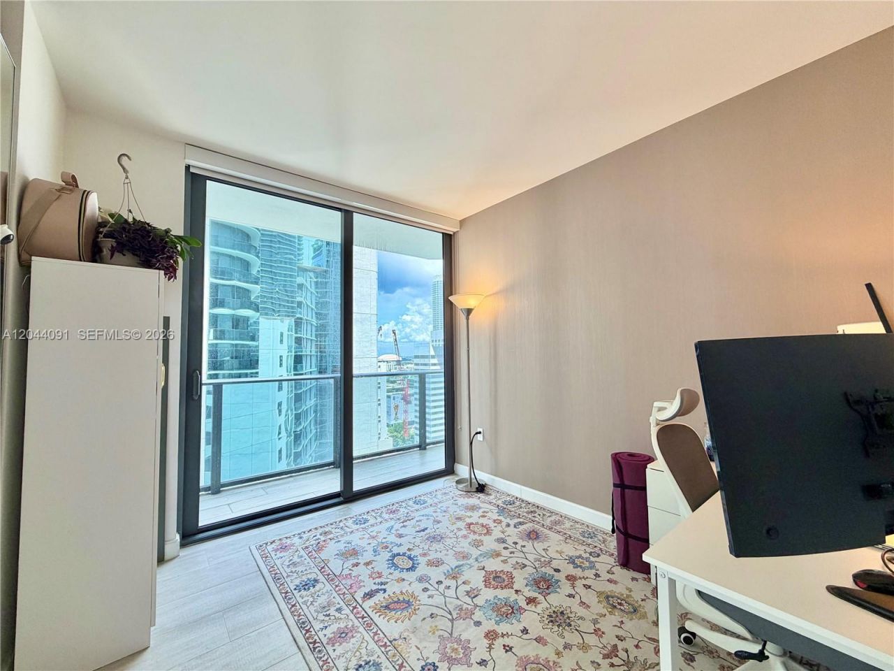 55 SW 9th St , Unit 2208, Miami, FL 33130 Photo