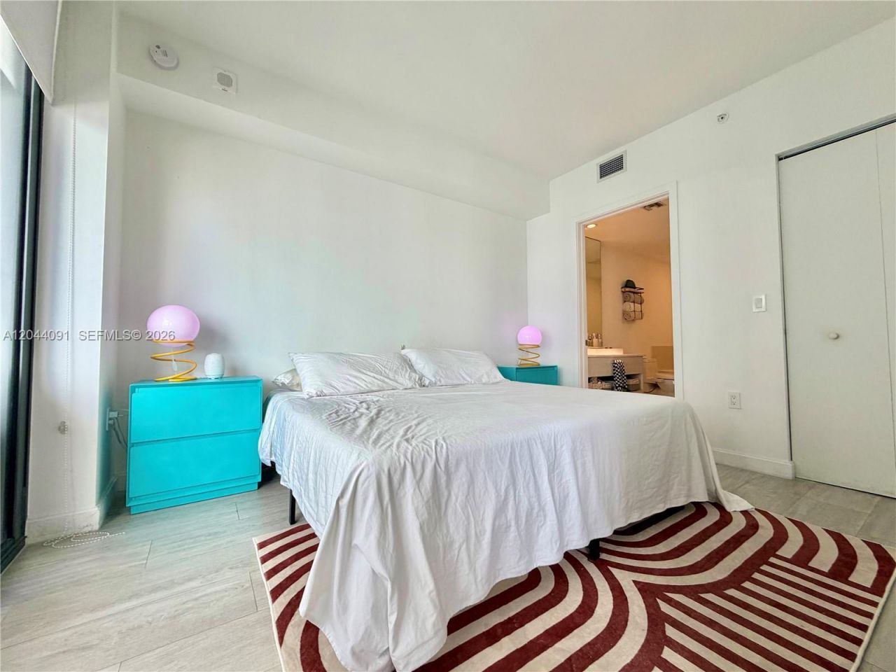55 SW 9th St , Unit 2208, Miami, FL 33130 Photo