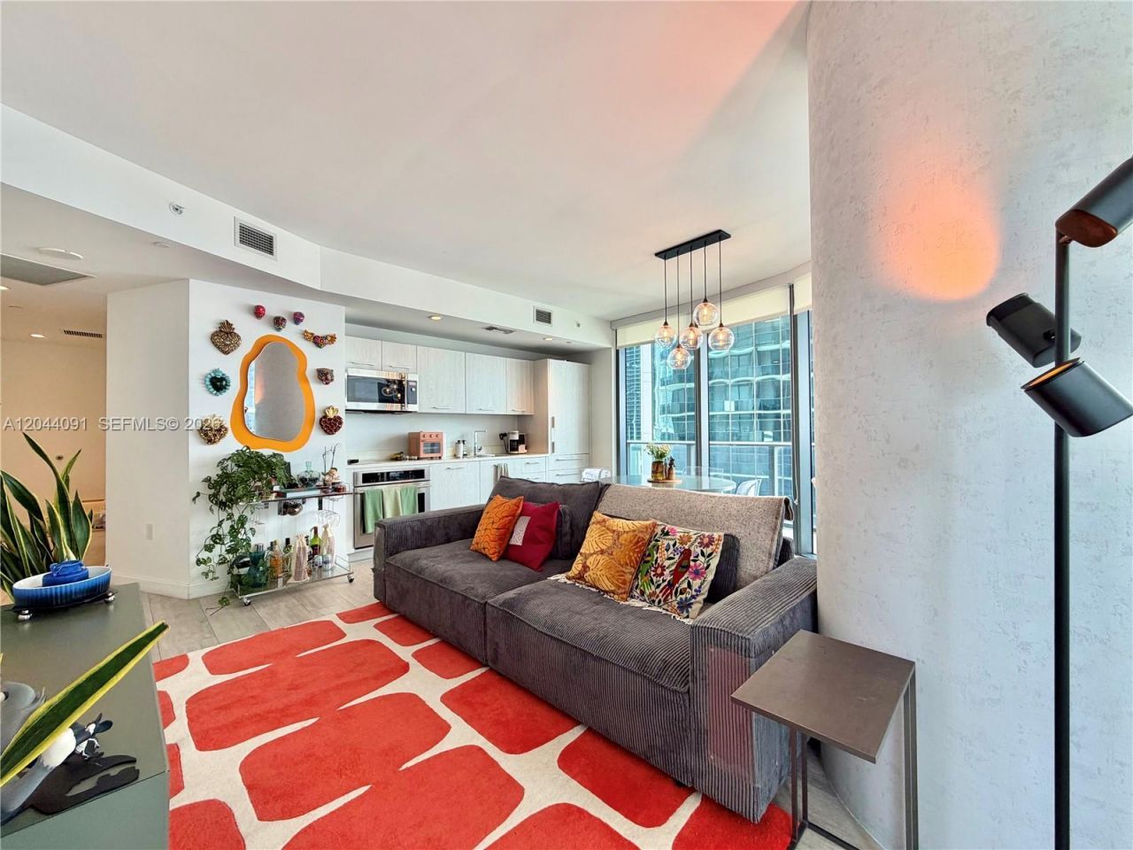 55 SW 9th St , Unit 2208, Miami, FL 33130 Photo