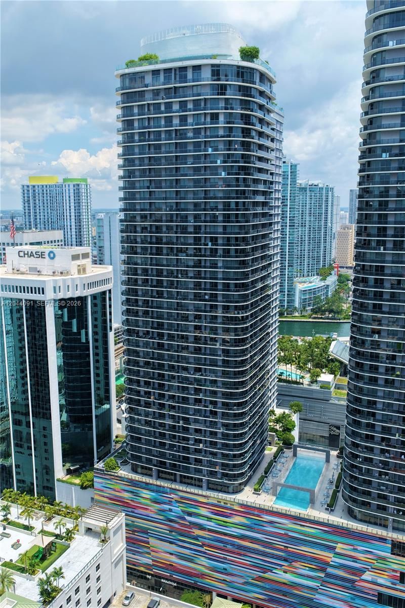 55 SW 9th St , Unit 2208, Miami, FL 33130 Photo