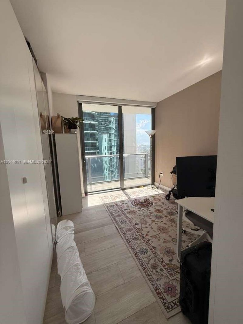 55 SW 9th St , Unit 2208, Miami, FL 33130 Photo