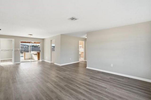 312 Hollywood , Lehigh Acres, FL 33936 Photo
