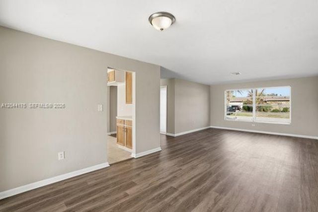 312 Hollywood , Lehigh Acres, FL 33936 Photo