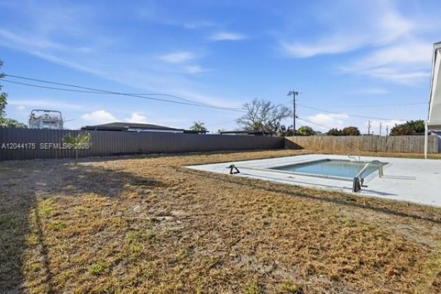 312 Hollywood , Lehigh Acres, FL 33936 Photo