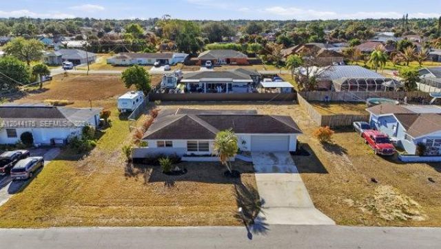 312 Hollywood , Lehigh Acres, FL 33936 Photo