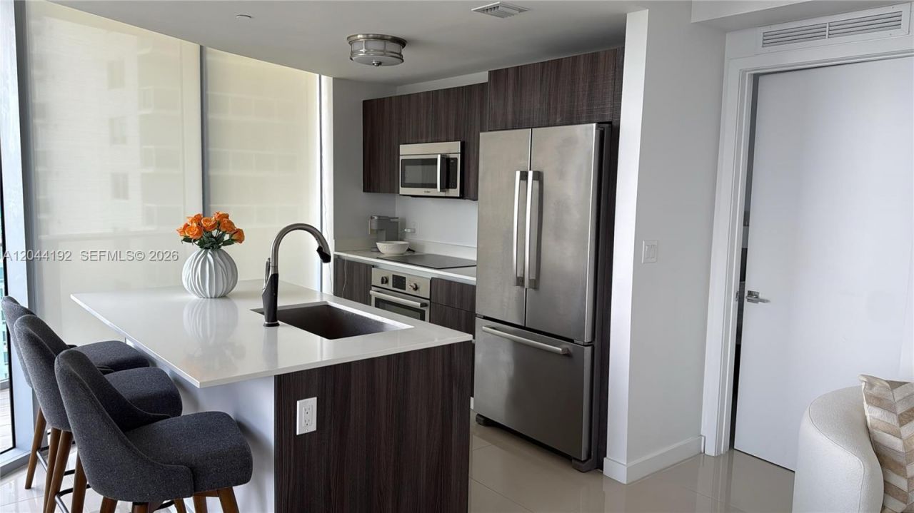 488 NE 18th St , Unit 2701, Miami, FL 33132 Photo