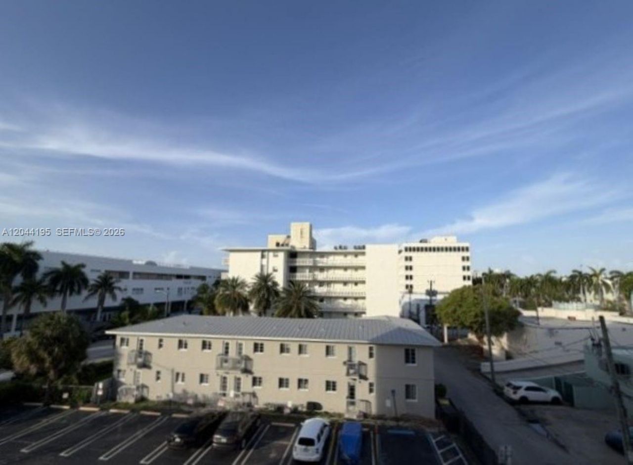 4141 Nautilus Dr , Unit 4J, Miami Beach, FL 33140 Photo