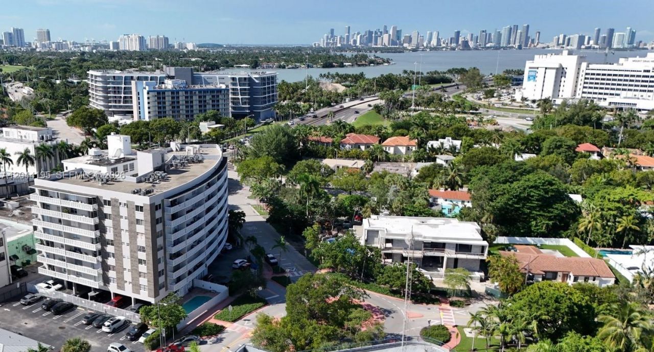 4141 Nautilus Dr , Unit 4J, Miami Beach, FL 33140 Photo
