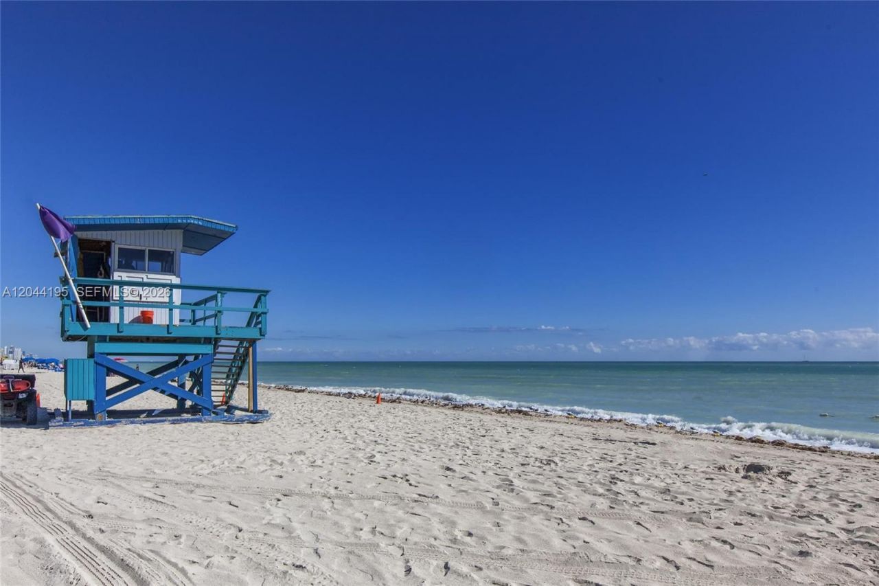 4141 Nautilus Dr , Unit 4J, Miami Beach, FL 33140 Photo
