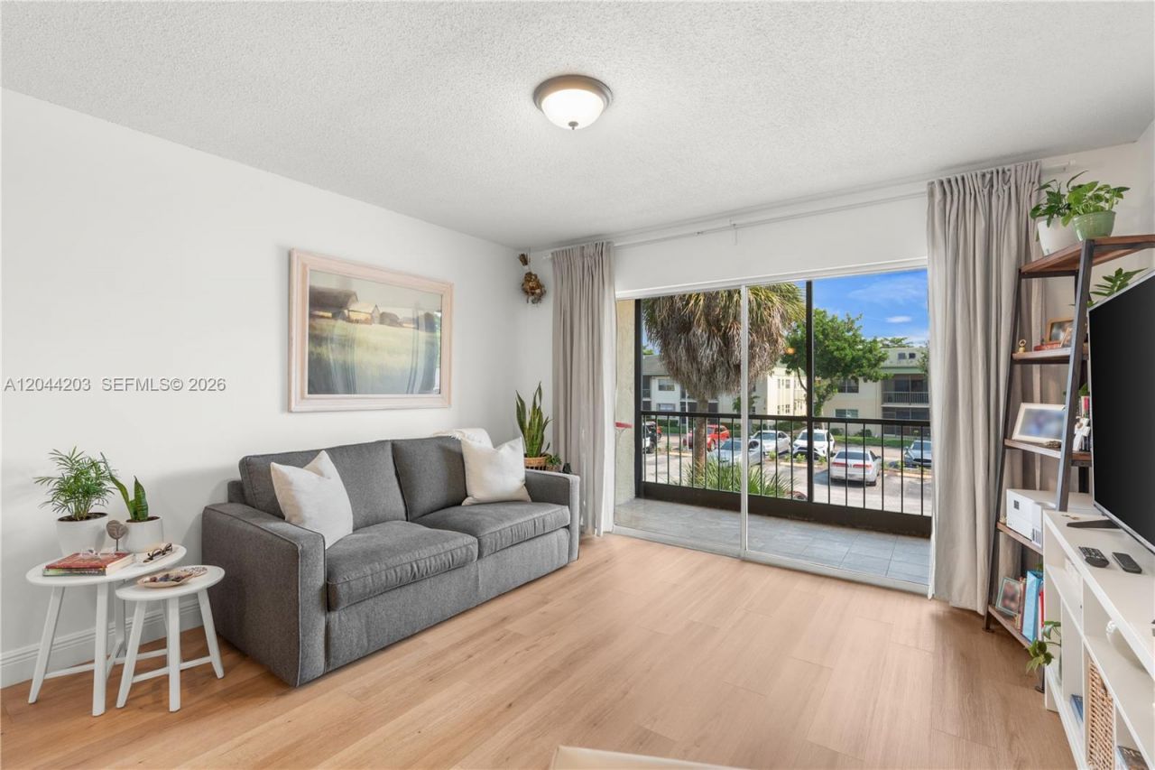 4161 NW 90th Ave, Unit 206, Coral Springs, FL 33065 Photo