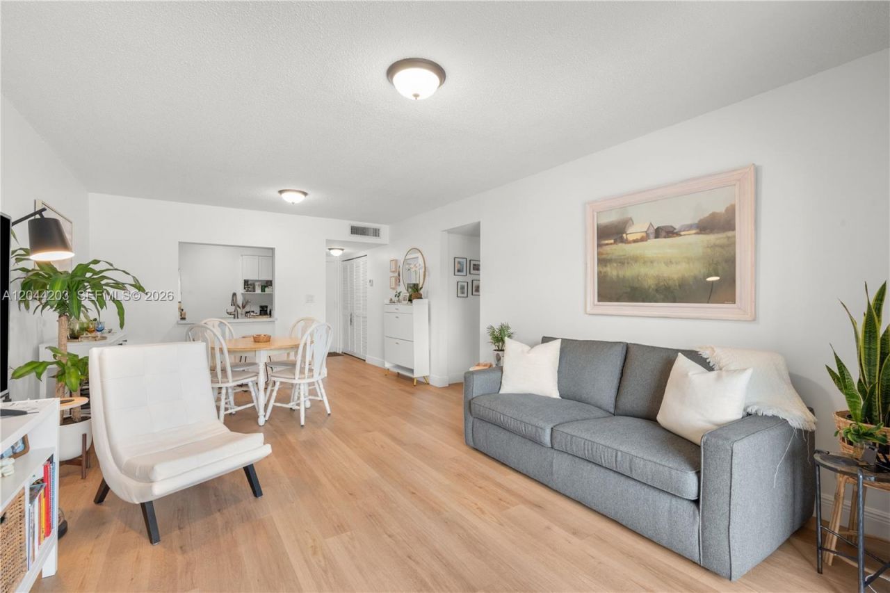 4161 NW 90th Ave, Unit 206, Coral Springs, FL 33065 Photo