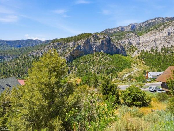 440 Crestview Drive , Mount Charleston, NV 89124