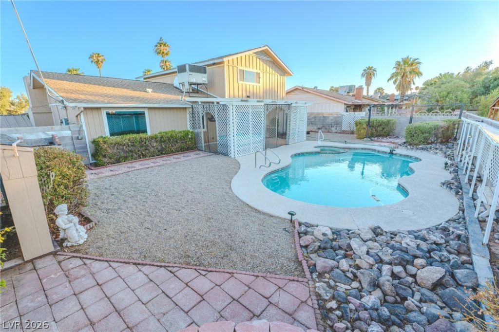 4714 Plata Del Sol Drive, Las Vegas, NV 89121 Main Photo