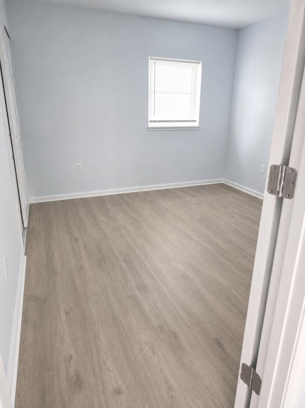 2351 Sorentrue Avenue Photo 16