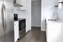 2351 Sorentrue Avenue photo 4