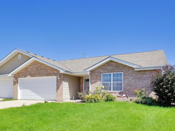 1230 W 82nd Lane , Merrillville, IN 46410