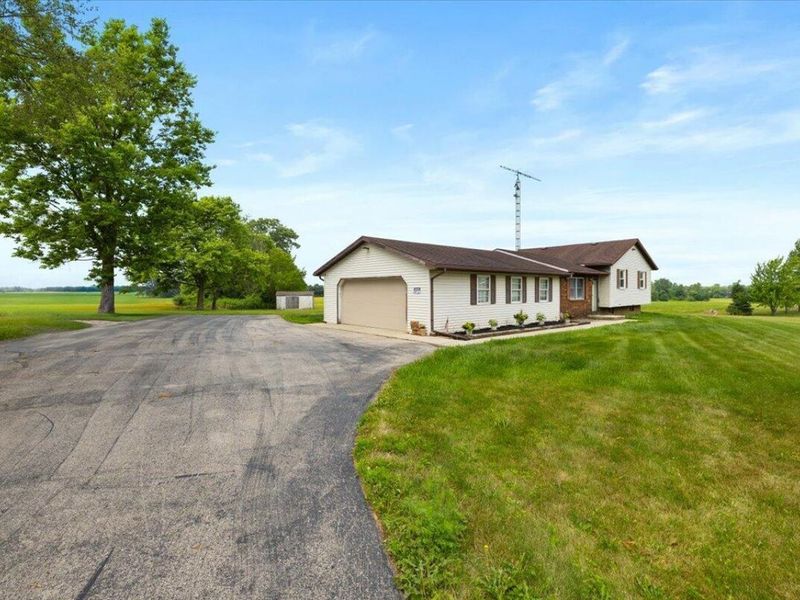 10657 County Road 5, Belle Center, OH 43310 Photo 6