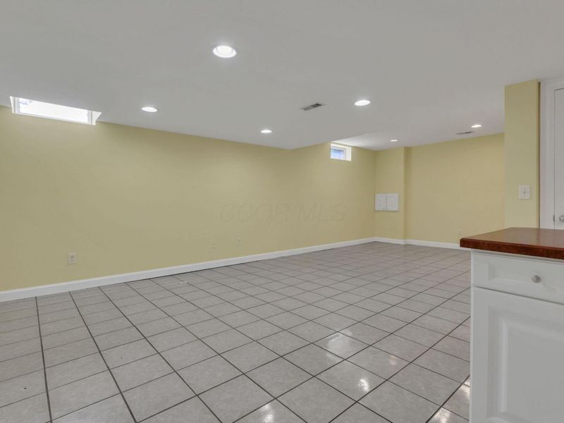 1401 Beverly Hills Drive, Lancaster, OH 43130 Photo 48