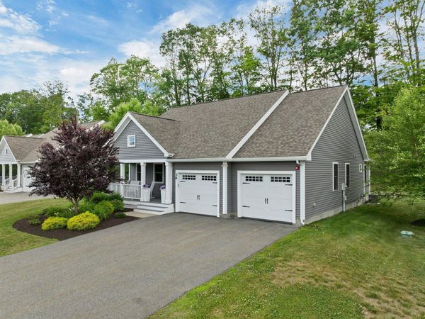 36 Three Ponds Drive, Brentwood, NH 03833