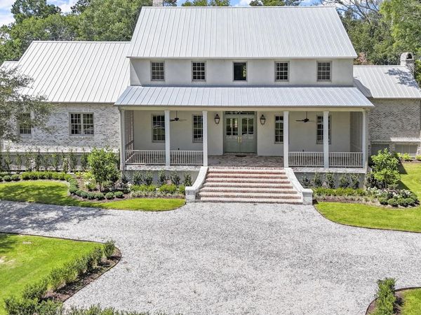 10820 Highland Rd, Baton Rouge, LA 70810
