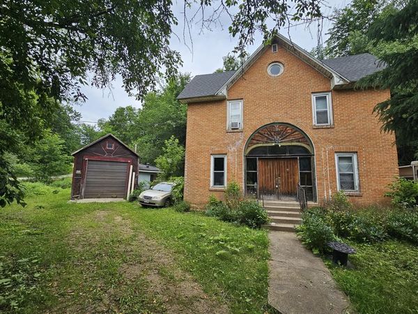 E8706 County Rd M, Readstown, WI 54652