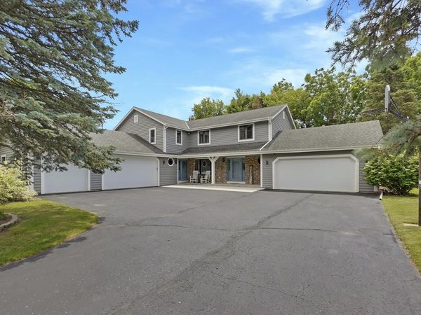N30W23511 Greenfield COURT, Pewaukee, WI 53072