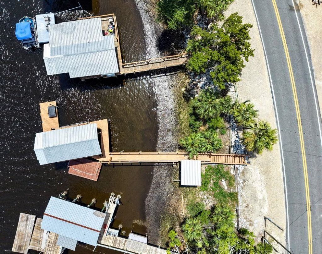 606 SE Riverside Drive, Steinhatchee, FL 00000 Photo