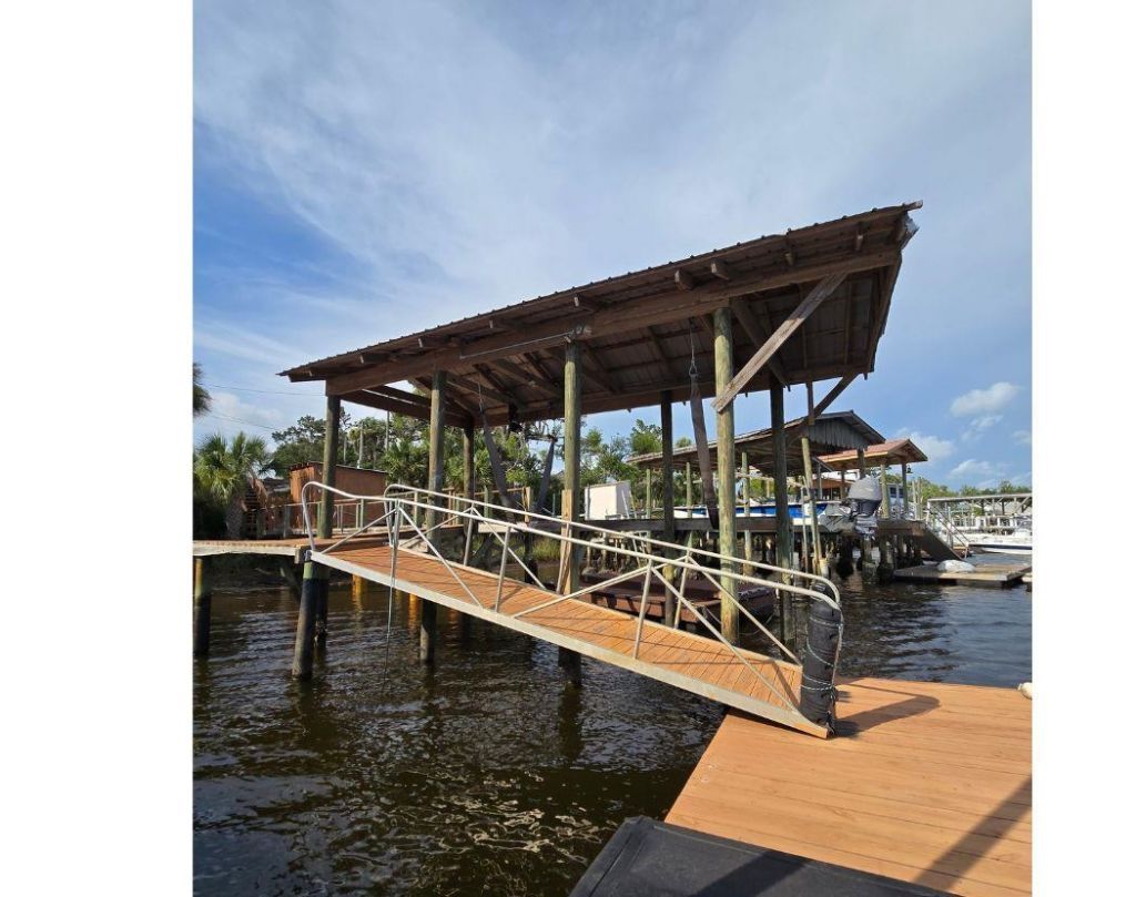 606 SE Riverside Drive, Steinhatchee, FL 00000 Photo