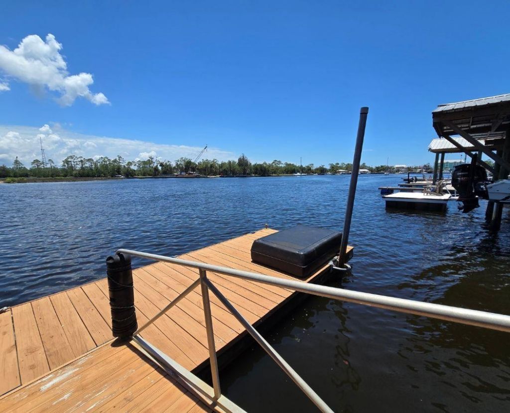 606 SE Riverside Drive, Steinhatchee, FL 00000 Photo