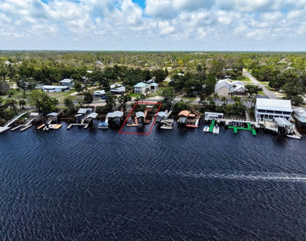 606 SE Riverside Drive, Steinhatchee, FL 00000 Photo