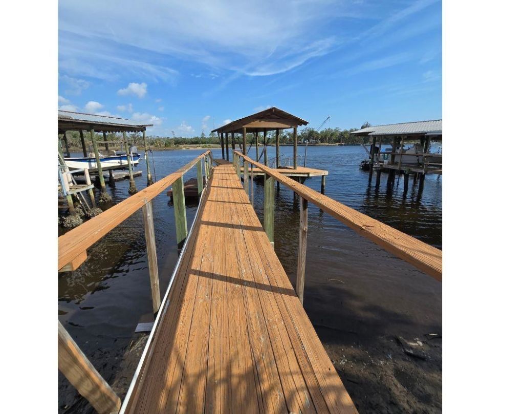 606 SE Riverside Drive, Steinhatchee, FL 00000 Photo