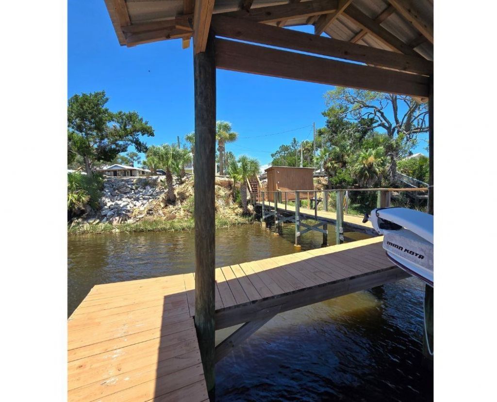 606 SE Riverside Drive, Steinhatchee, FL 00000 Photo