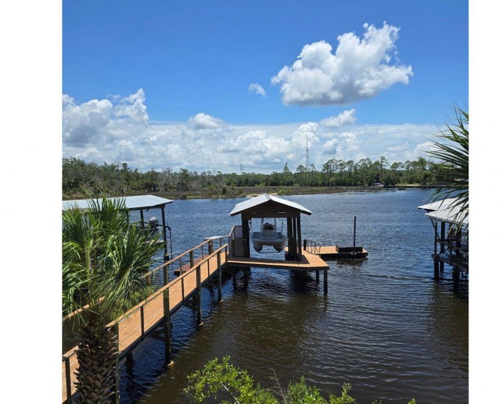 606 SE Riverside Drive, Steinhatchee, FL 00000 Photo