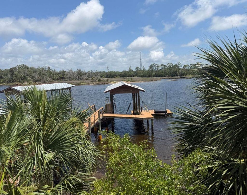 606 SE Riverside Drive, Steinhatchee, FL 00000 Photo