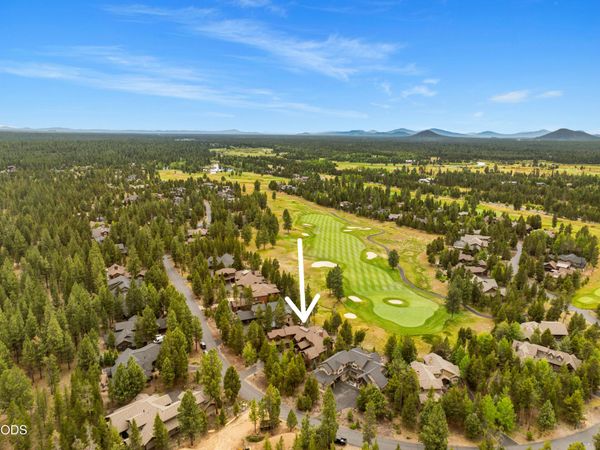 56820 Dancing Rock Loop, Unit 49, Bend, OR 97707