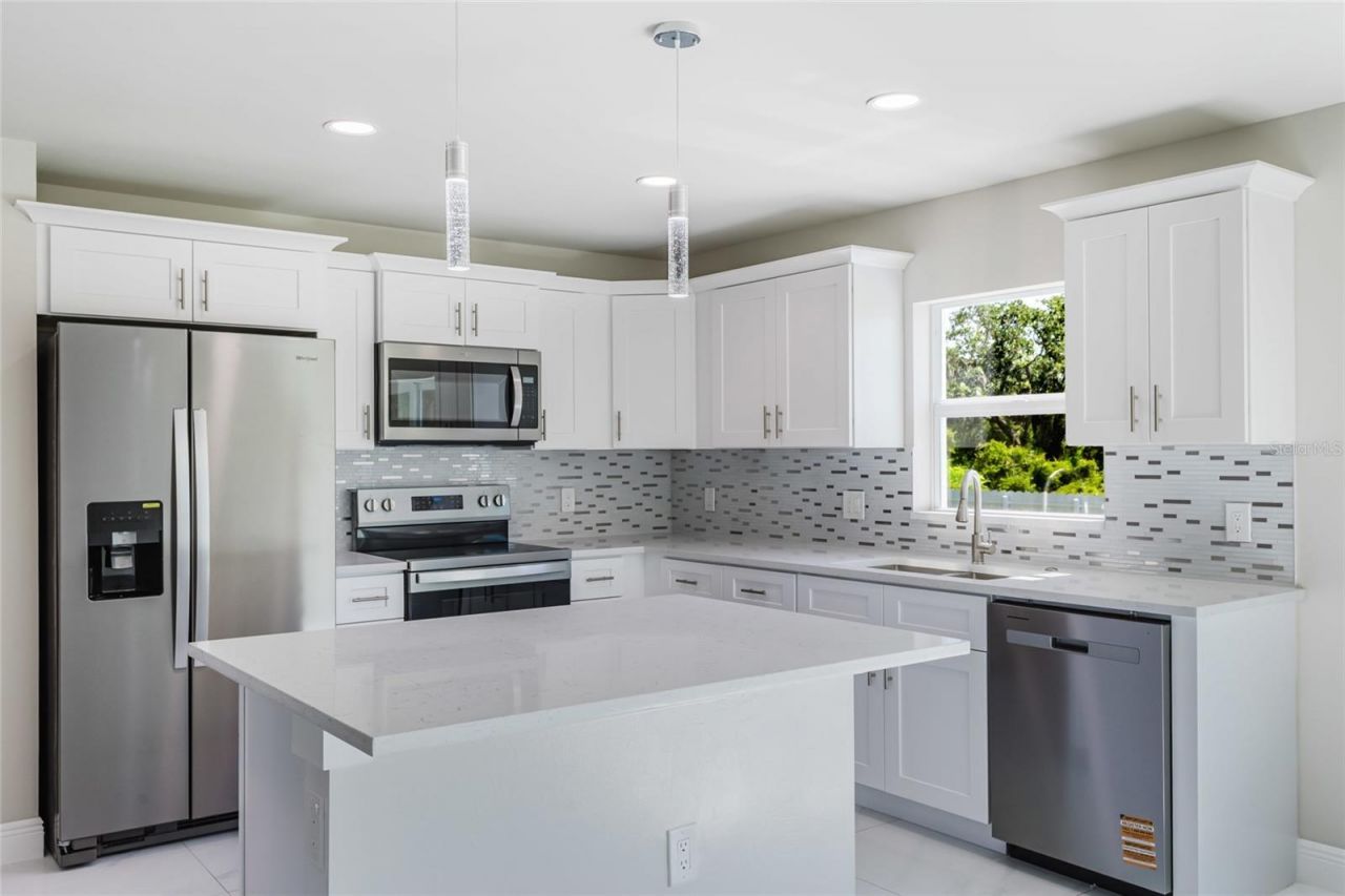 1964 Leghorn Street , Lehigh Acres, FL 33972 Photo