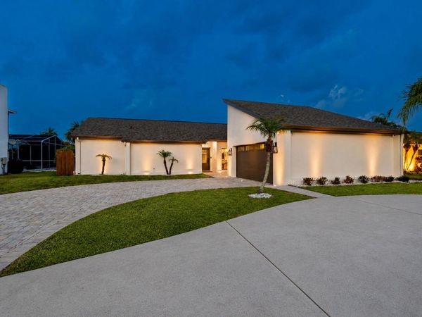 5821 SCHOONER WAY, TAMPA, FL 33615